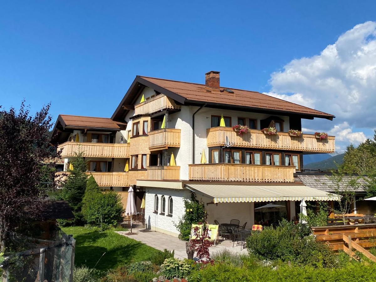 Hotel Alpensonne Рицлерн Екстериор снимка