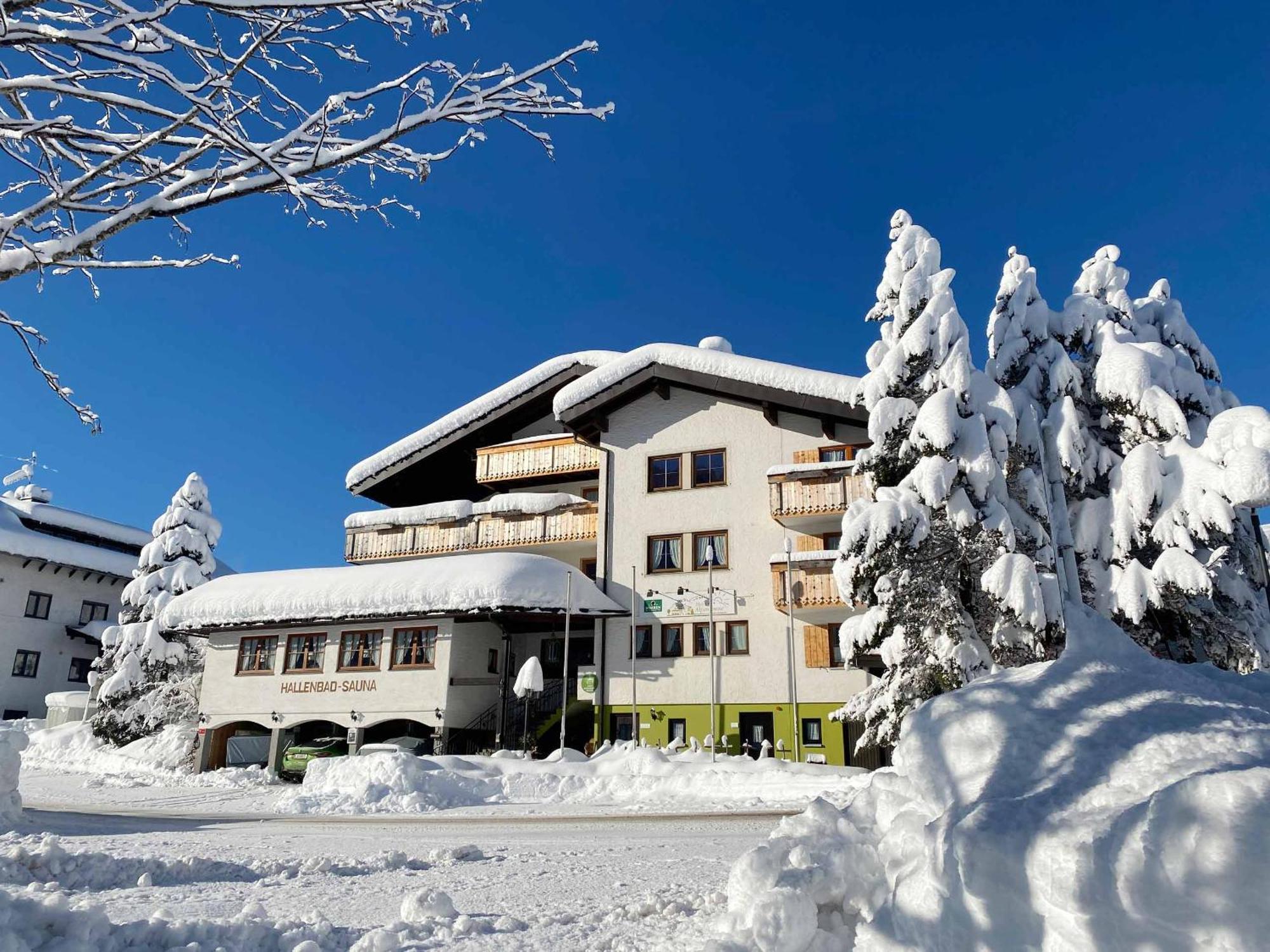 Hotel Alpensonne Рицлерн Екстериор снимка